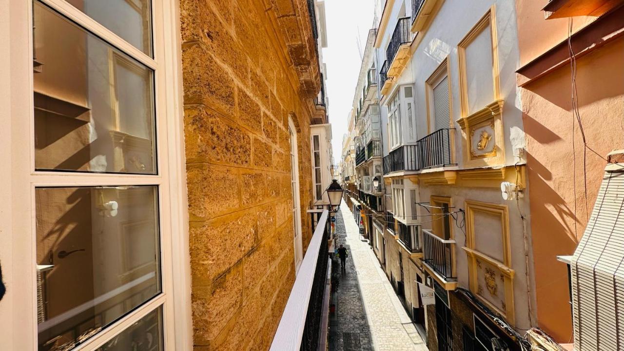 Apartamentos Gadir Centro Cadiz Exterior photo